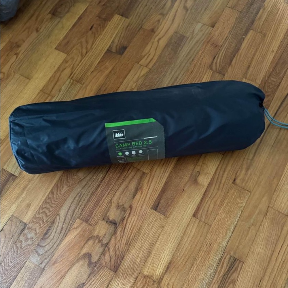 REi self inflating camping pad 2.5”